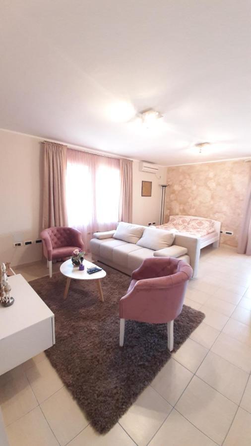 apartman Marija 2 Srbobran Buitenkant foto